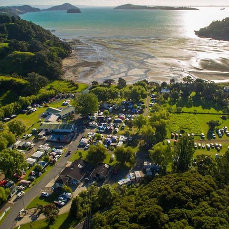 Coromandel Shelly Beach Top 10 Holiday Park Экстерьер фото