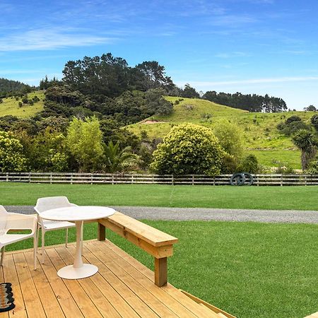Coromandel Shelly Beach Top 10 Holiday Park Экстерьер фото