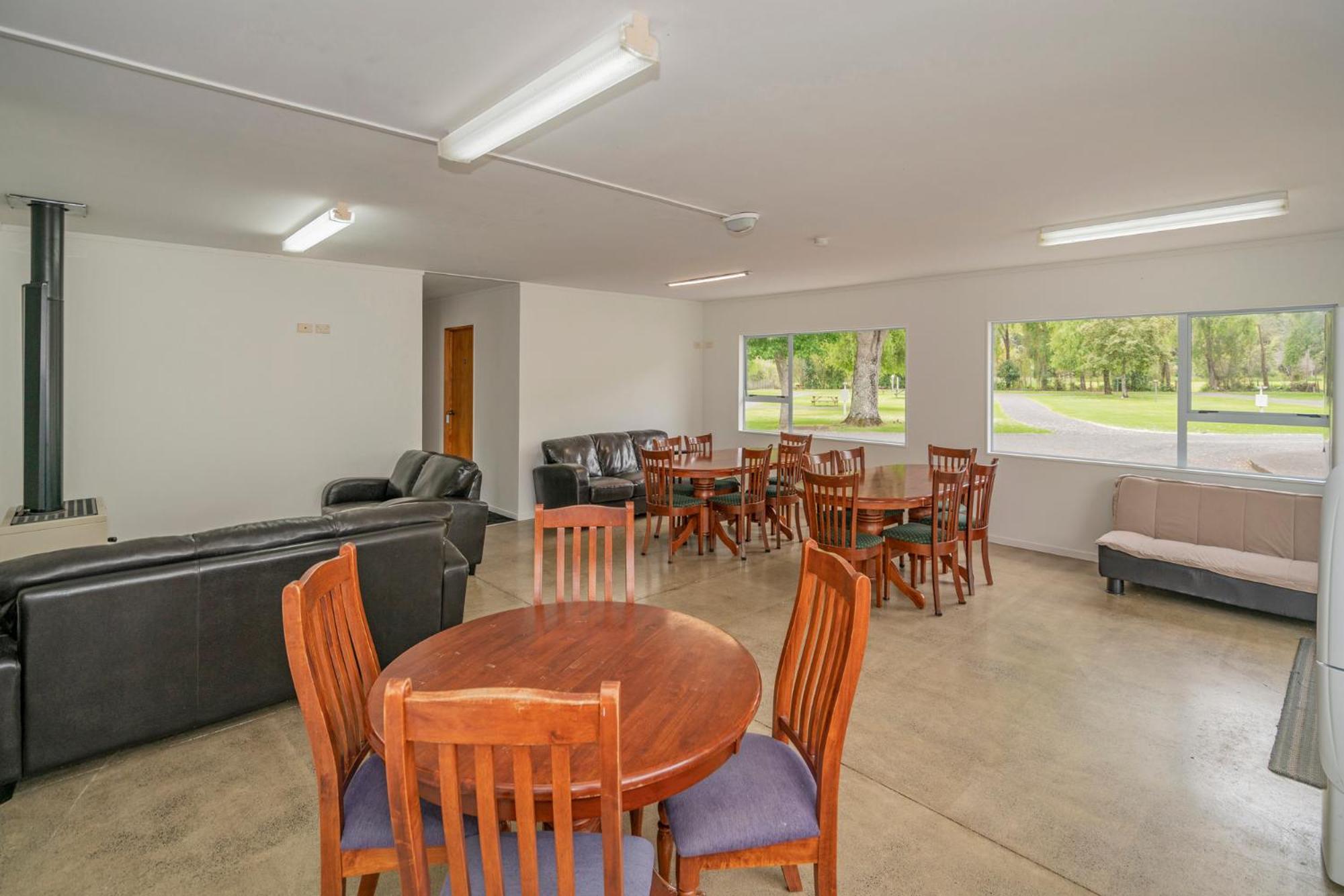 Coromandel Shelly Beach Top 10 Holiday Park Экстерьер фото