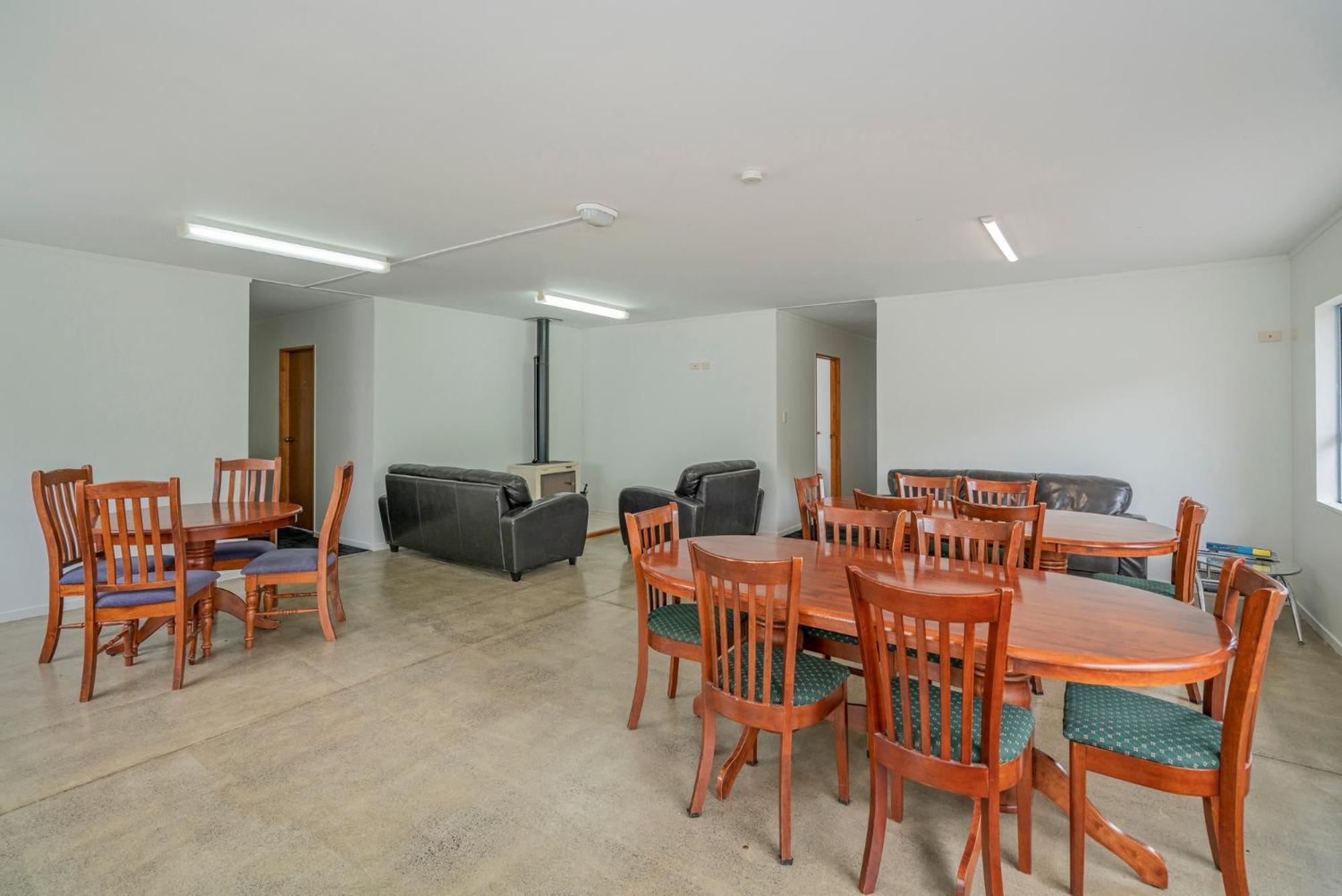 Coromandel Shelly Beach Top 10 Holiday Park Экстерьер фото