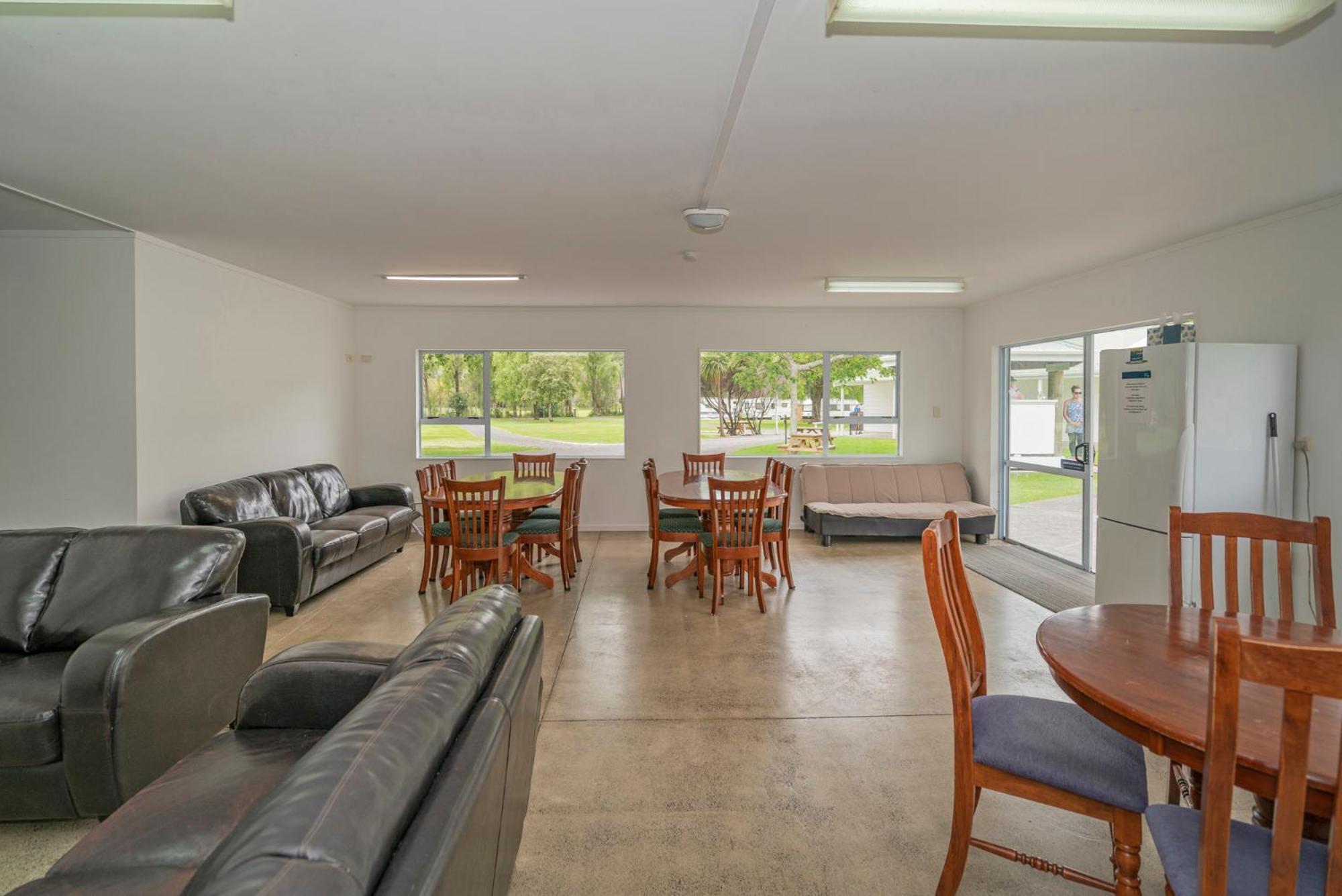 Coromandel Shelly Beach Top 10 Holiday Park Экстерьер фото
