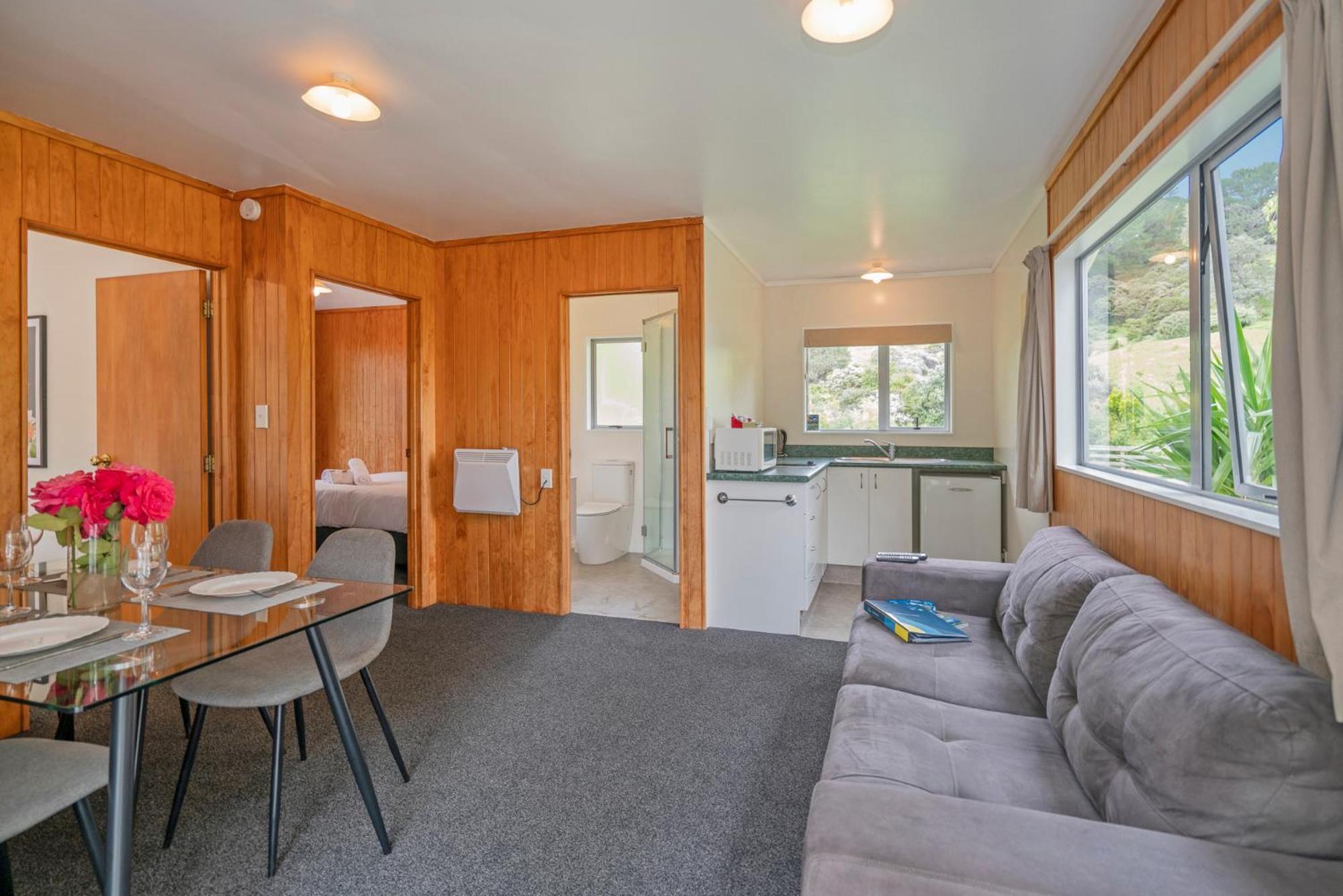 Coromandel Shelly Beach Top 10 Holiday Park Номер фото