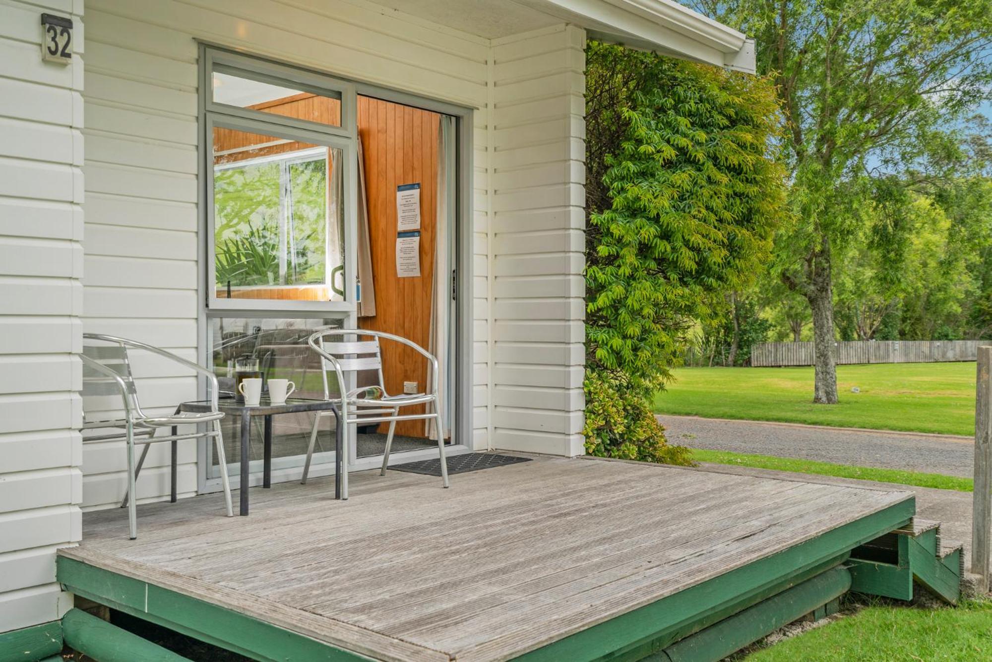 Coromandel Shelly Beach Top 10 Holiday Park Номер фото